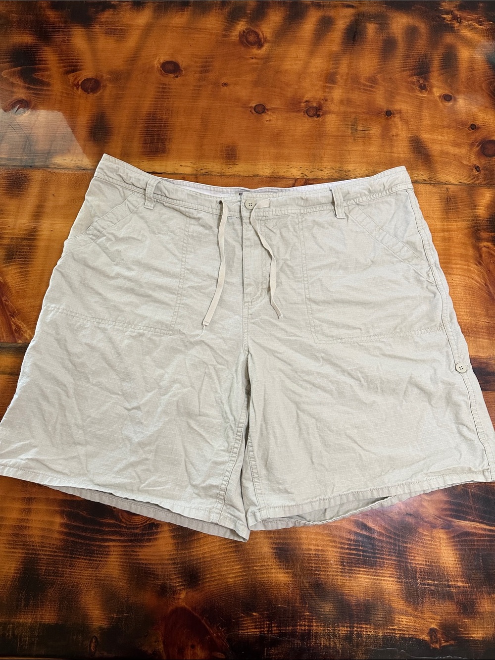 Light Beige Women’s Casual Drawstring Shorts